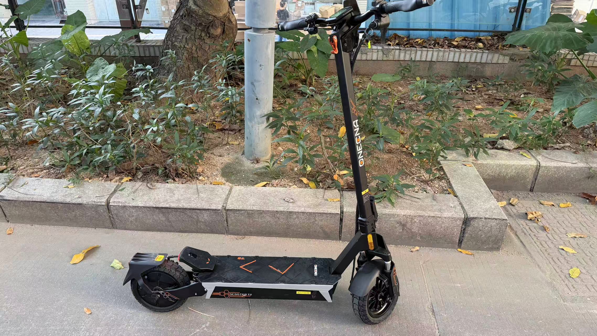How Long Does an Electric Scooter Last on One Charge?