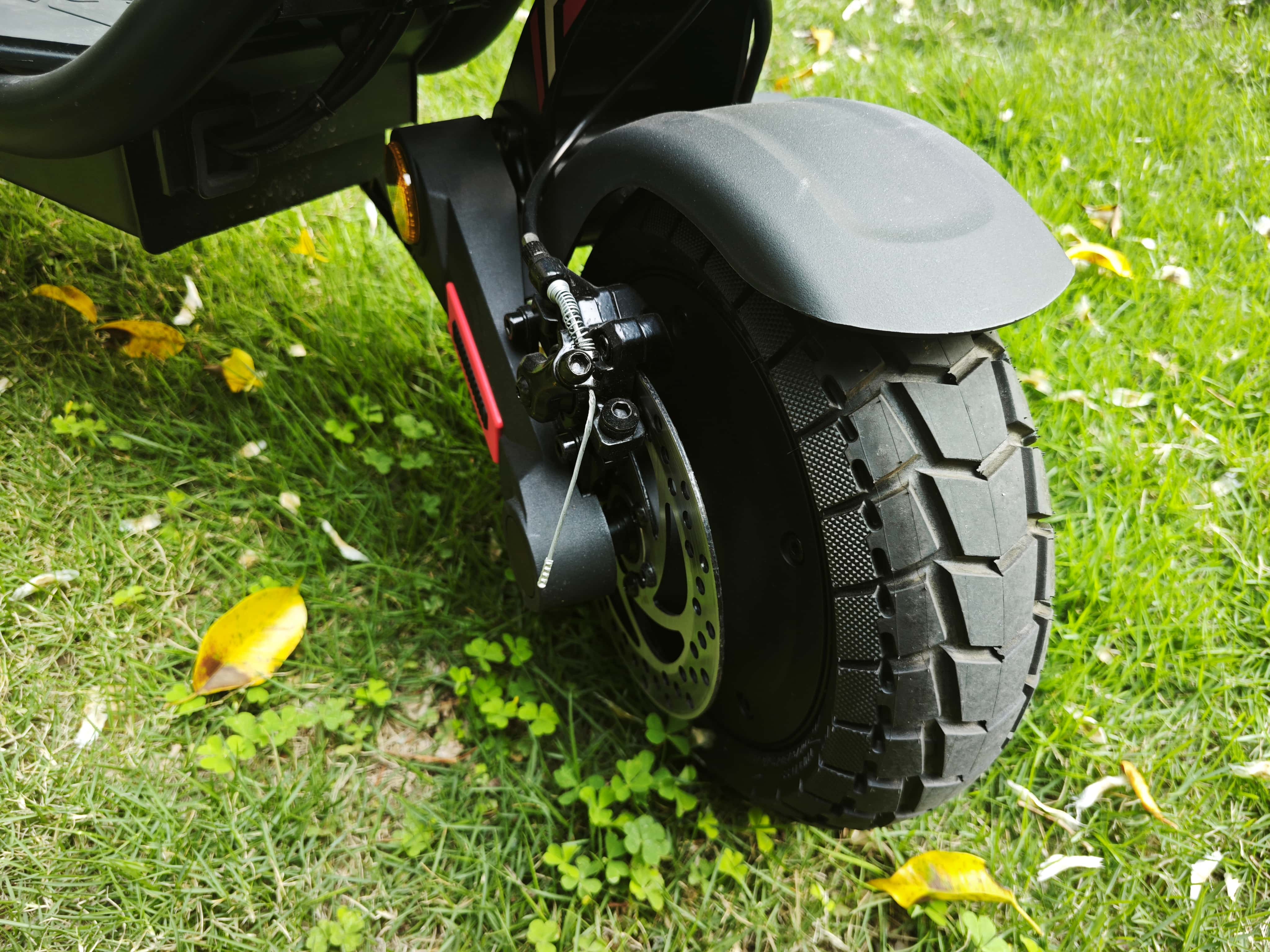 Best Electric Scooter With a Seat: Compare ONECNA GT Models