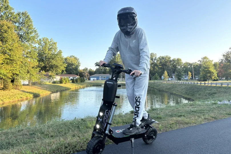 Electric Scooter Weight Explained: Why Heavier Is Not Always Worse
